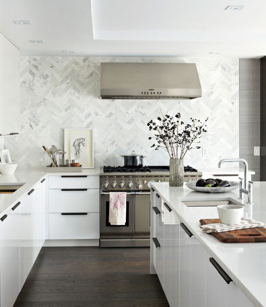 CONTEMPORARY KITCHEN